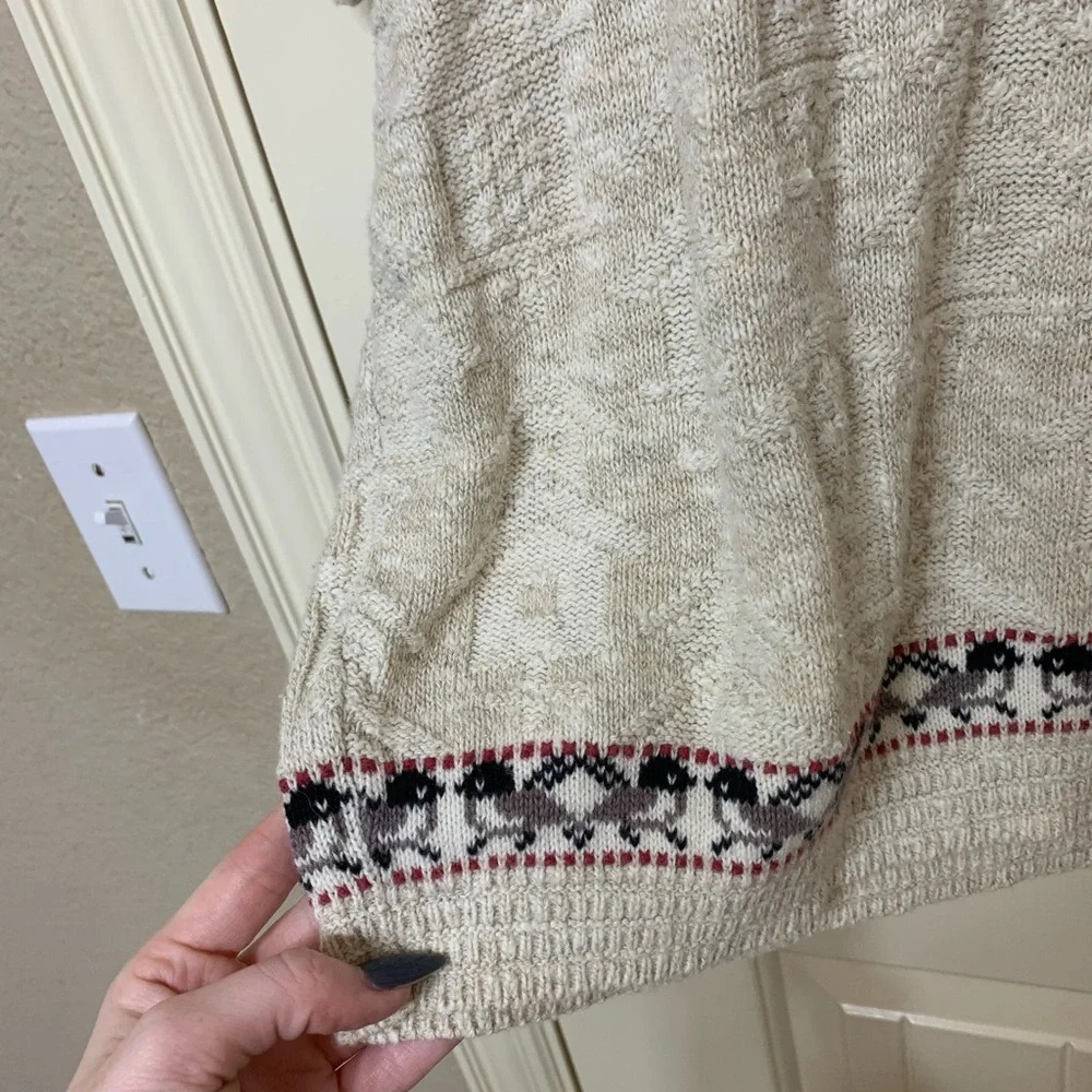 Vintage Jantzen Embroidered Blouse - Picture 3 of 6